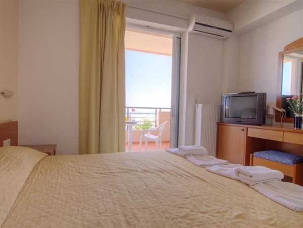 Imagen general del Hotel Krini Beach Hotel. Foto 7