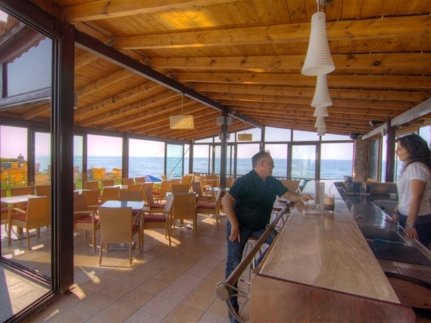 Imagen general del Hotel Krini Beach Hotel. Foto 11