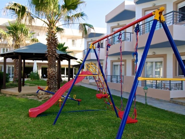 Imagen general del Hotel Krini Beach Hotel. Foto 16