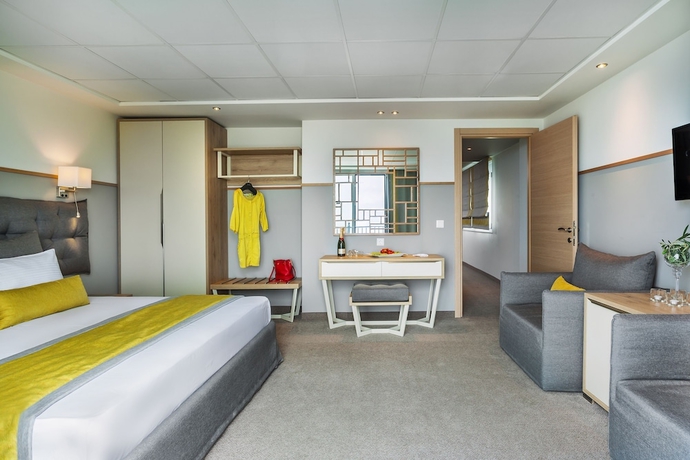 Imagen de la habitación del Hotel Kriopigi. Foto 4