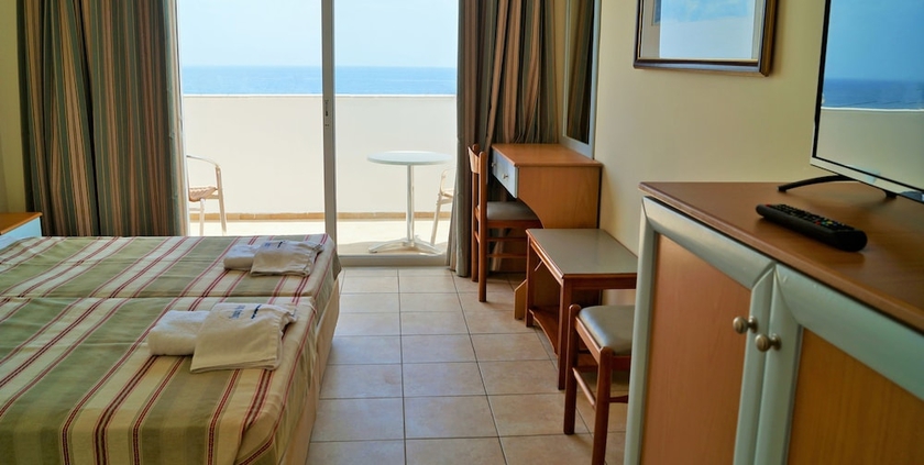 Imagen de la habitación del Hotel Kris Mari. Foto 4