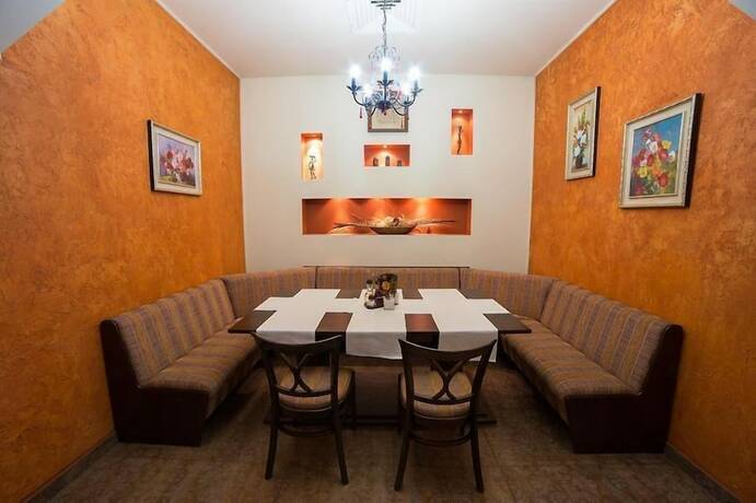 Imagen general del Hotel Kris, Smolyan. Foto 2