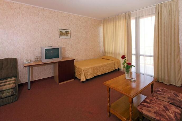 Imagen general del Hotel Kris, Smolyan. Foto 7