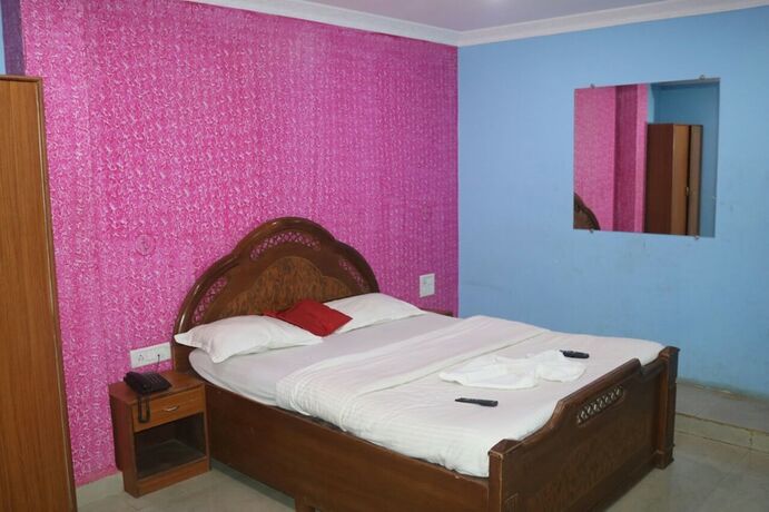 Imagen general del Hotel Krish Holiday Inn. Foto 6