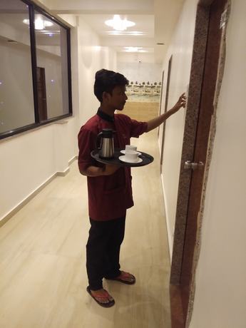 Imagen de los interiores del Hotel Krishna, Anand. Foto 15