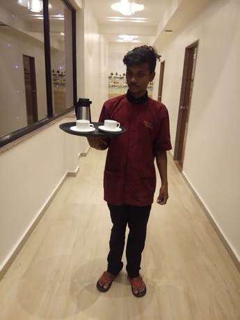 Imagen de los interiores del Hotel Krishna, Anand. Foto 16