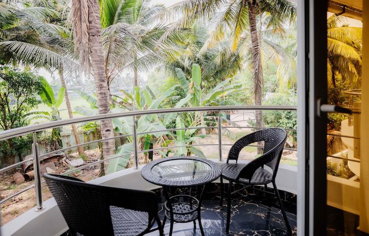 Imagen de la habitación del Hotel Krishna Beach Resort and Spa. Foto 17