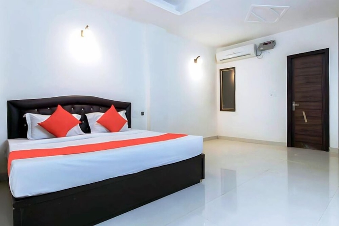 Imagen de la habitación del Hotel Krishna Cottage - Vrindavan. Foto 10