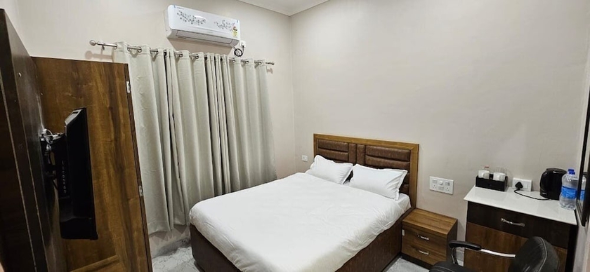 Imagen de la habitación del Hotel Krishna Homestay. Foto 14