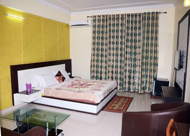 Imagen de la habitación del Hotel Krishna International, Vrindavan. Foto 6
