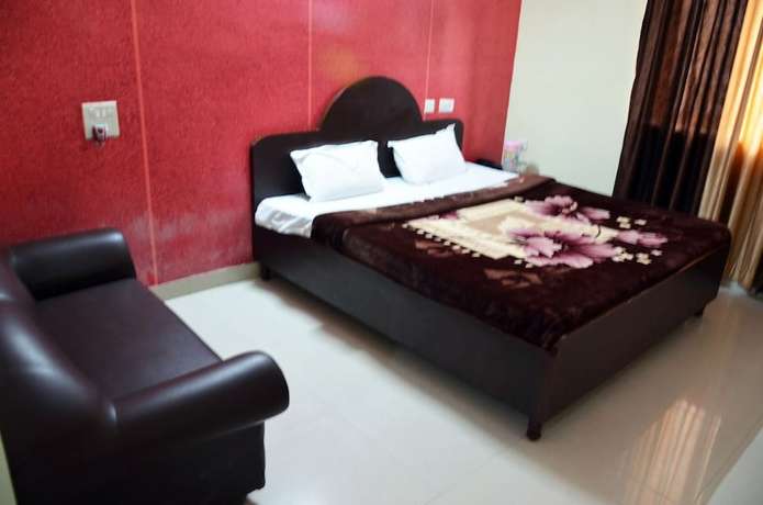 Imagen de la habitación del Hotel Krishna International, Vrindavan. Foto 7