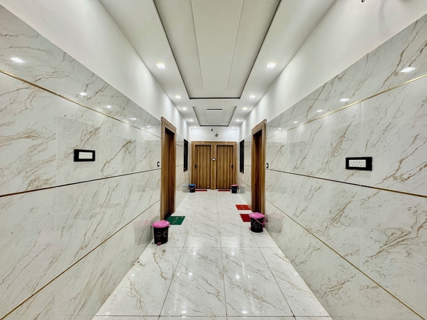 Imagen de los interiores del Hotel Krishna Kripa Palace. Foto 8