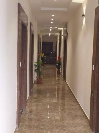 Imagen de los interiores del Hotel Krishna Palace, Anand. Foto 17