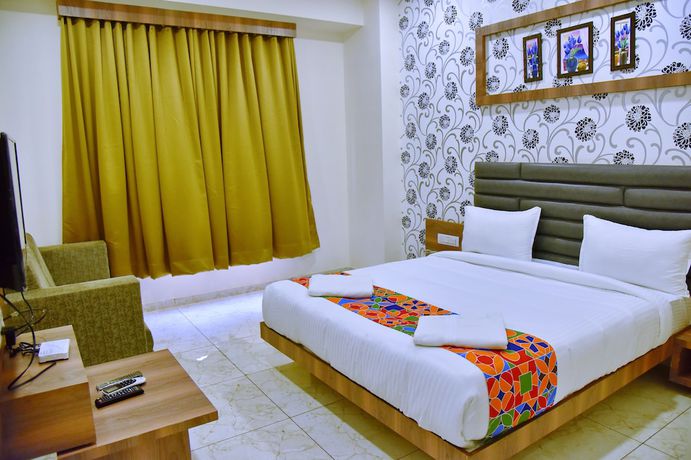 Imagen de la habitación del Hotel Krishna Palace, Anand. Foto 12