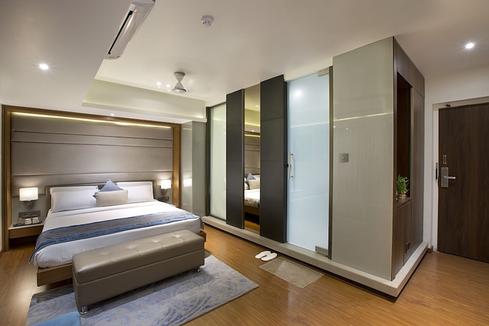 Imagen de la habitación del Hotel Krishna Palace. Foto 15