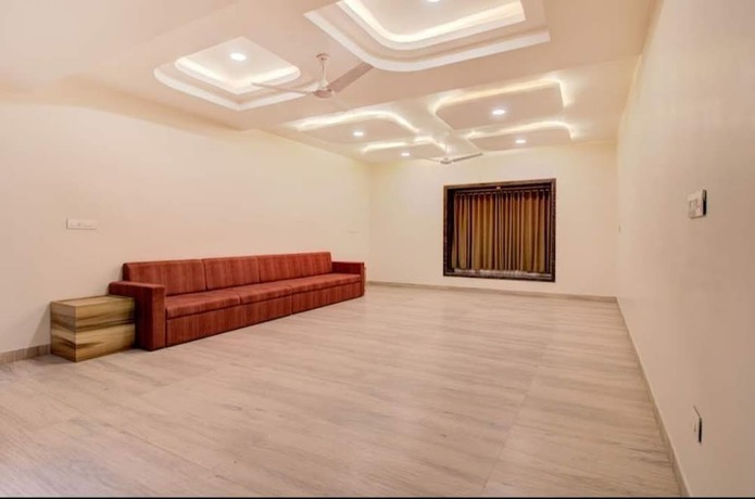 Imagen de los interiores del Hotel Krishna Raj. Foto 17