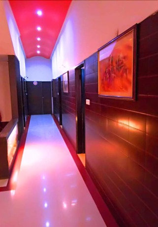 Imagen de los interiores del Hotel Krishna Residency, Amritsar. Foto 8