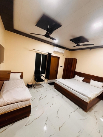 Imagen de la habitación del Hotel Krishna Residency By Vrindavan Stays. Foto 3