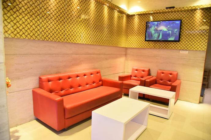 Imagen de los interiores del Hotel Krishnas By Urban Galaxy. Foto 14