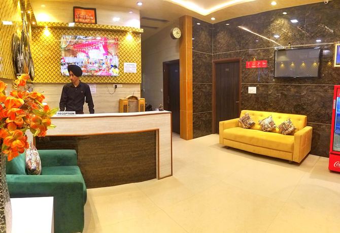 Imagen del bar/restaurante del Hotel Krishnas By Urban Galaxy. Foto 2