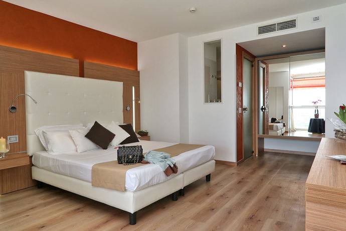 Imagen de la habitación del Hotel Kriss Internazionale. Foto 6