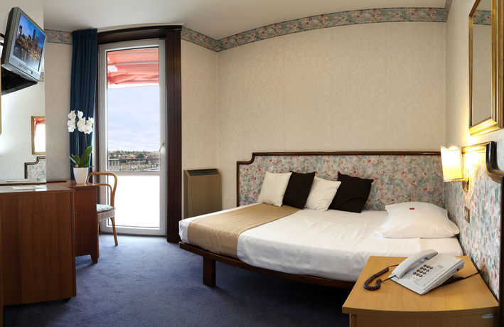 Imagen de la habitación del Hotel Kriss Internazionale. Foto 7