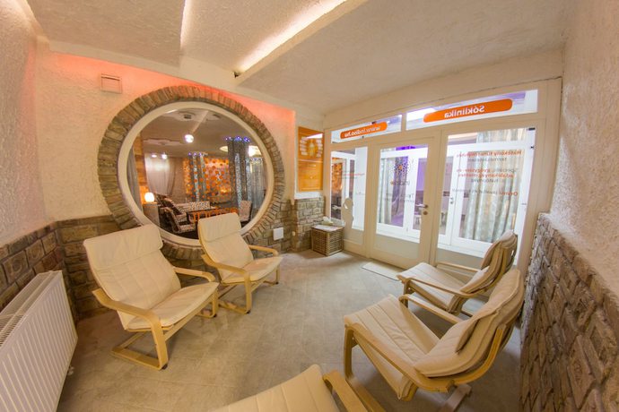Imagen de los interiores del Hotel Krist&aacute;ly Imperial. Foto 4