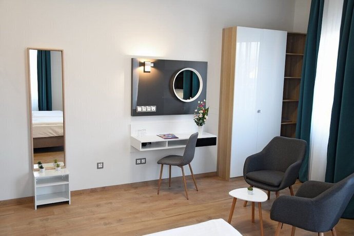 Imagen de la habitación del Hotel Krist&aacute;ly, KESZTHELY. Foto 5