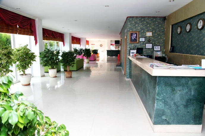 Imagen de los interiores del Hotel Kristal Beach. Foto 5