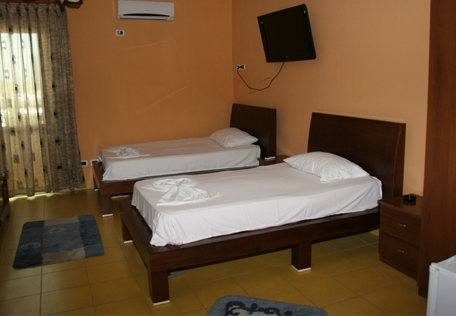 Imagen de la habitación del Hotel Kristal, Durres. Foto 2