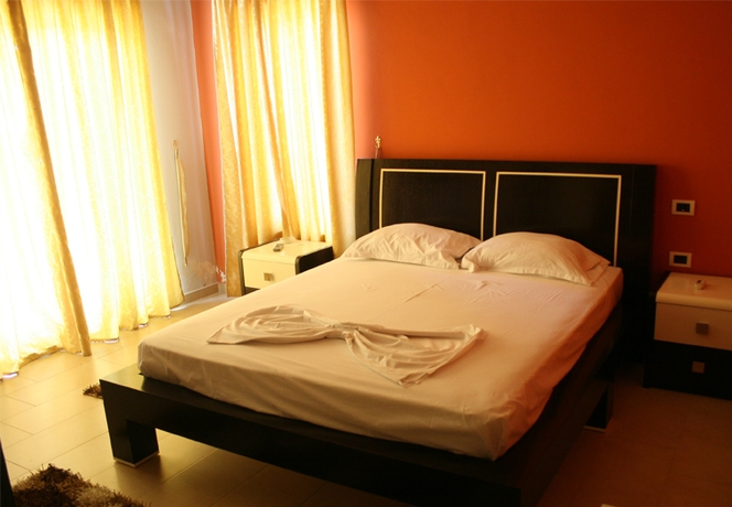 Imagen de la habitación del Hotel Kristal, Durres. Foto 3