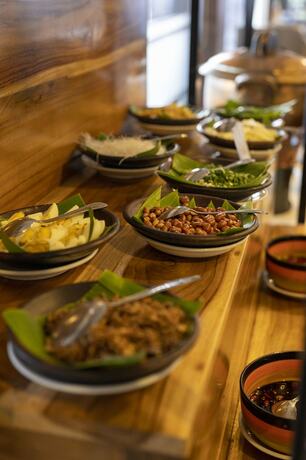 Imagen del bar/restaurante del Hotel Kristal Kupang. Foto 17