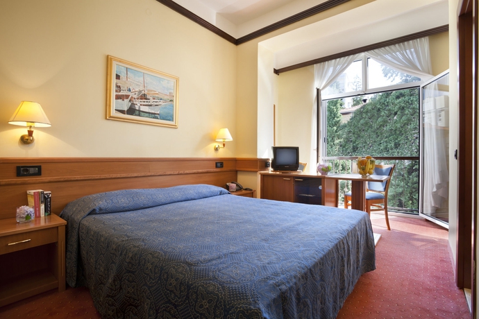 Imagen de la habitación del Hotel Kristal - Liburnia. Foto 7