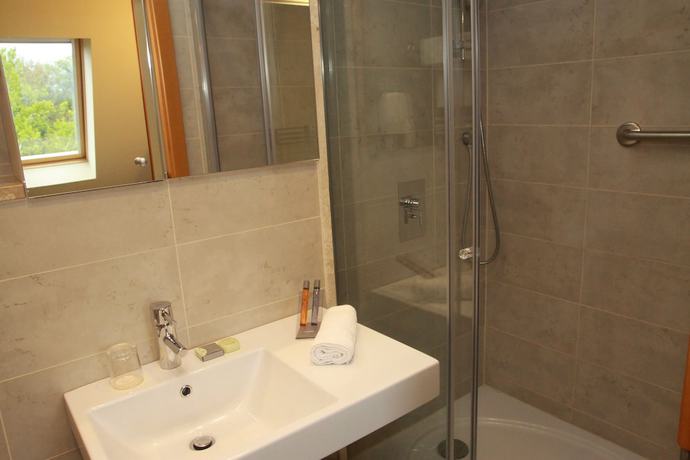 Imagen de la habitación del Hotel Kristal - Terme Krka. Foto 12