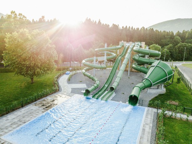 Imagen de la piscina del Hotel Kristal - Terme Krka. Foto 20