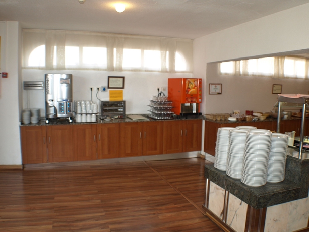 Imagen del bar/restaurante del Hotel Kristal, Torremolinos. Foto 5