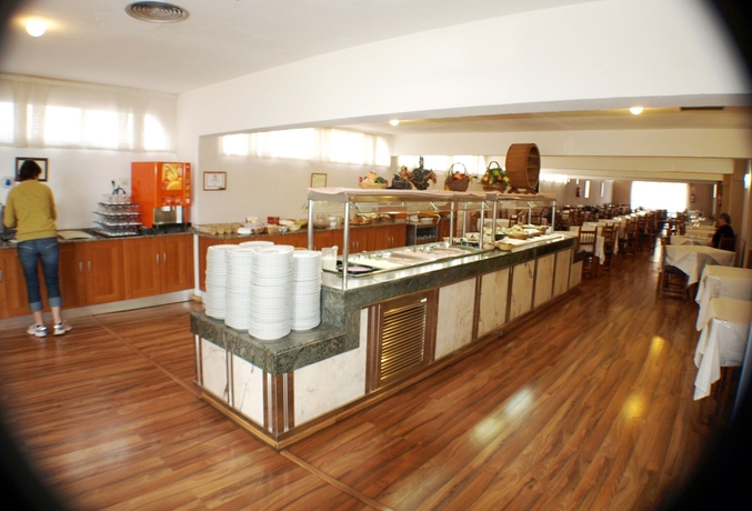 Imagen del bar/restaurante del Hotel Kristal, Torremolinos. Foto 7