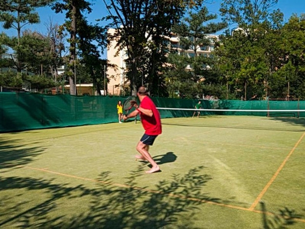 Imagen general del Hotel Kristal, Varna Ciudad. Foto 3
