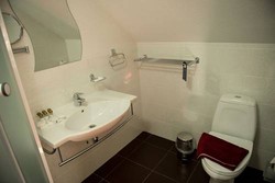 Imagen general del Hotel Kristall 139. Foto 2