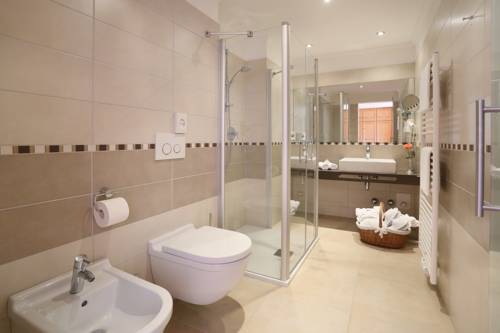 Imagen de la habitación del Hotel Kristall, Merano. Foto 5