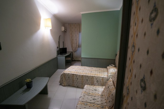 Imagen de la habitación del Hotel Kristall Palace. Foto 9
