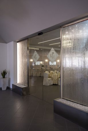 Imagen del bar/restaurante del Hotel Kristall Palace. Foto 5