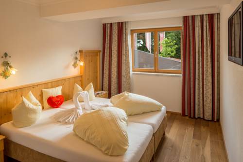 Imagen general del Hotel Kristall, Tirol Austríaco. Foto 1