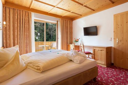 Imagen de la habitación del Hotel Kristall, Tirol Austr&iacute;aco. Foto 15