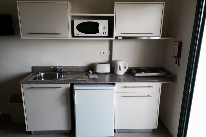 Imagen general del Hotel Kristalli Apartments. Foto 11