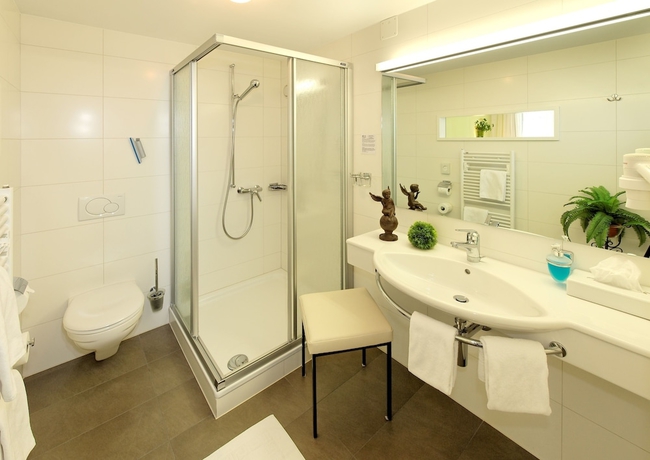 Imagen de la habitación del Hotel Kristall-saphir. Foto 16