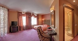 Imagen de la habitación del Hotel Kristel. Foto 4