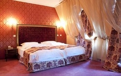 Imagen de la habitación del Hotel Kristel. Foto 5