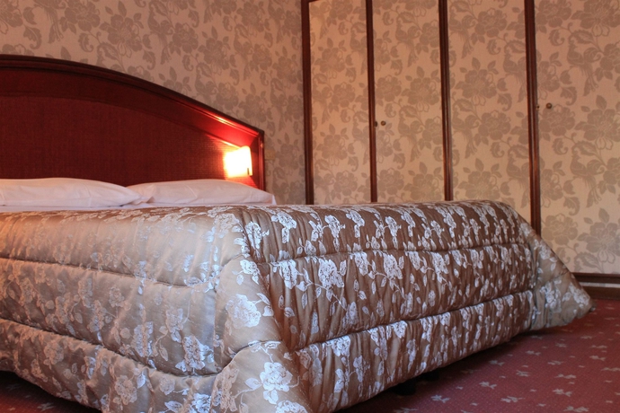 Imagen de la habitación del Hotel Kristina. Foto 5