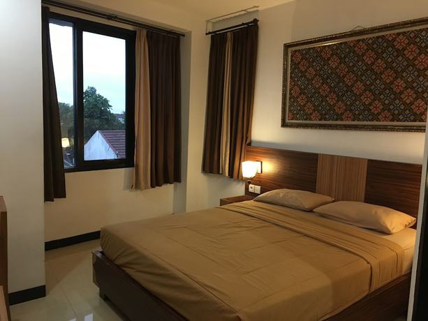 Imagen de la habitación del Hotel Kristina, Kota Yogyakarta. Foto 12